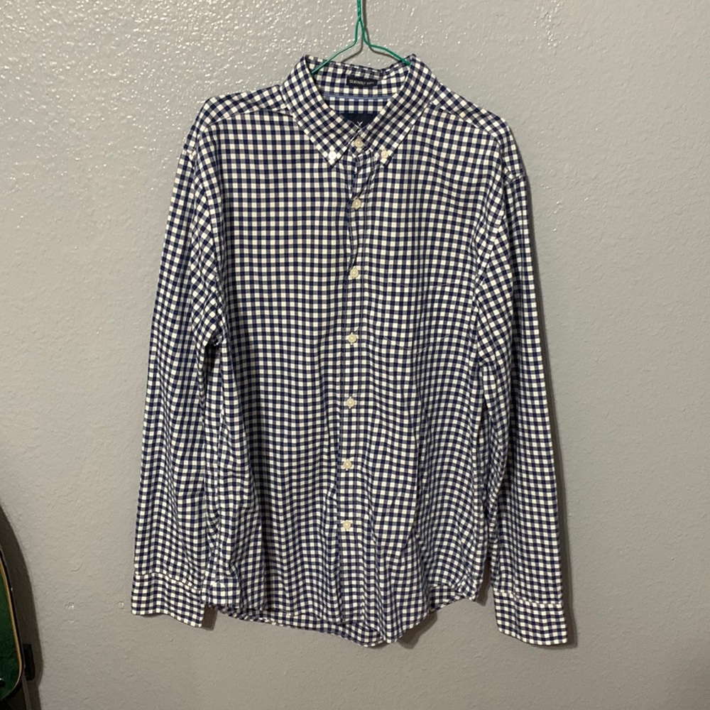 Men’s American Eagles Dress up Shirt. Size Medium